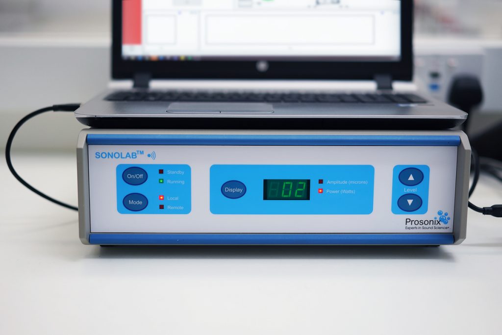 Syrris Atlas HD Crystallization System including the Prosonix Sonolab